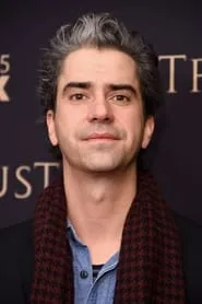 Image of Hamish Linklater